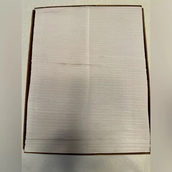 500 Mac Envelopes With Windows In Box - Picture 3 of 3
